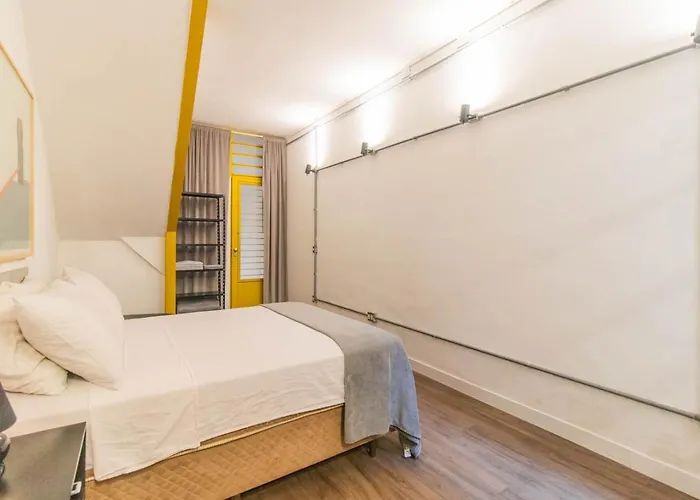 Apartamento Loft C Ar-condicionado E Smart Lock - Baixa Porto Alegre
